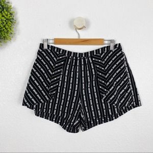 THML Boho Tribal Stripe Black Shorts L